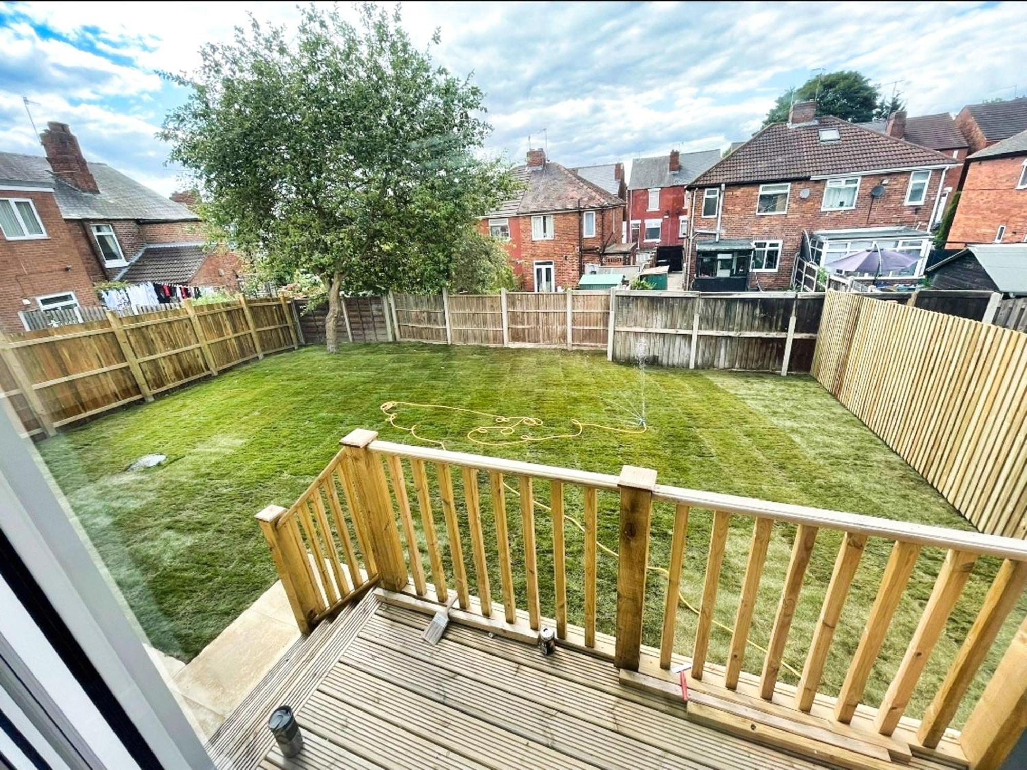 Rotherham - Rawmarsh - Great Customer Feedback - 2 Bed Bungalow - New Build - High End Furnishings - Wheel Chair Accessible - Large Enclosed Garden - Dog Friendly المظهر الخارجي الصورة
